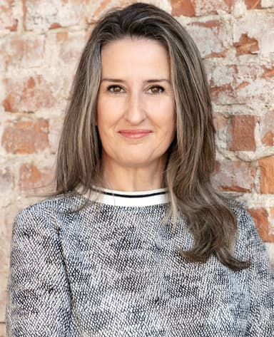 Dra. Juliana Suzin